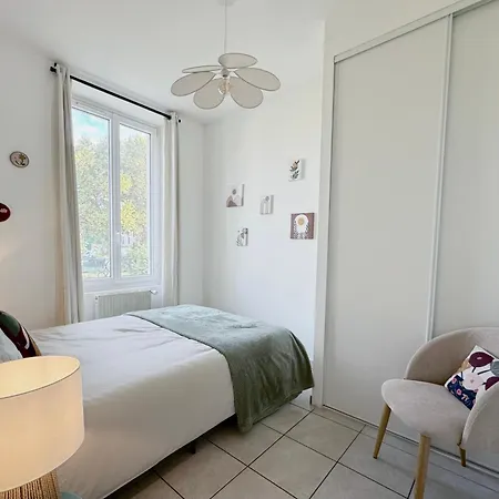 Suite Sacramento Oullins Exterior photo